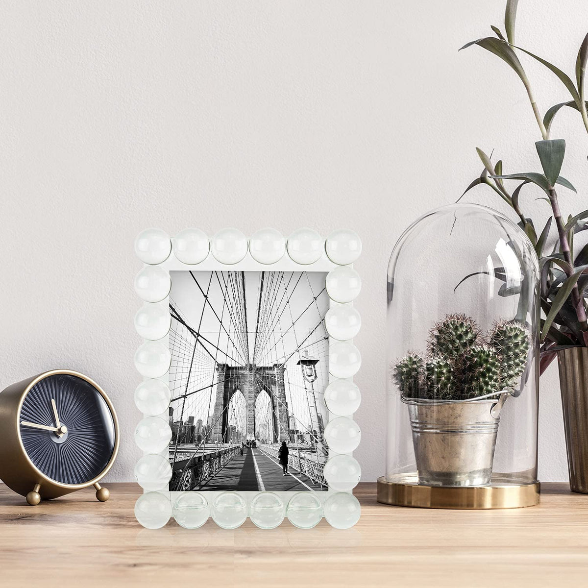 Crystal Bubble Frame