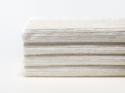 Gild  Metallic Towels